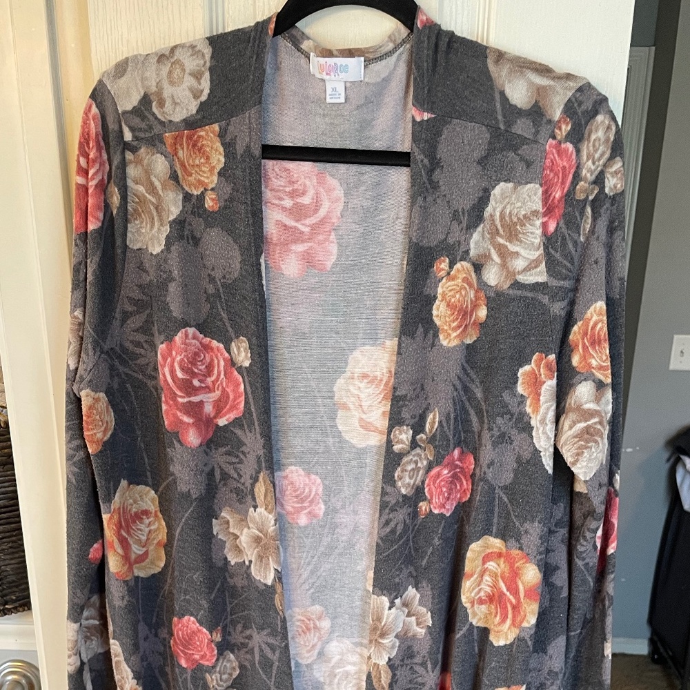 LuLaRoe Floral Sarah XL